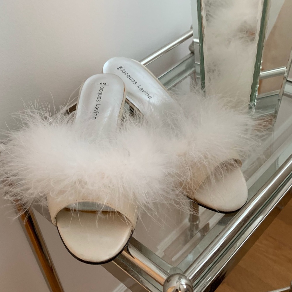 Feathery Pumps 👡